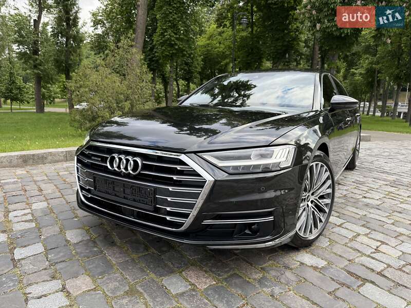 Седан Audi A8 2021 в Киеве