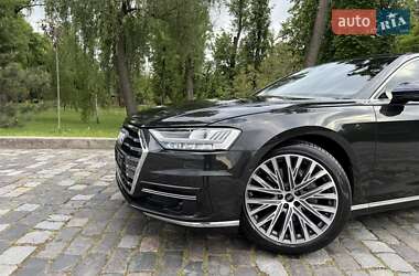 Седан Audi A8 2021 в 