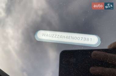 Седан Audi A8 2013 в 