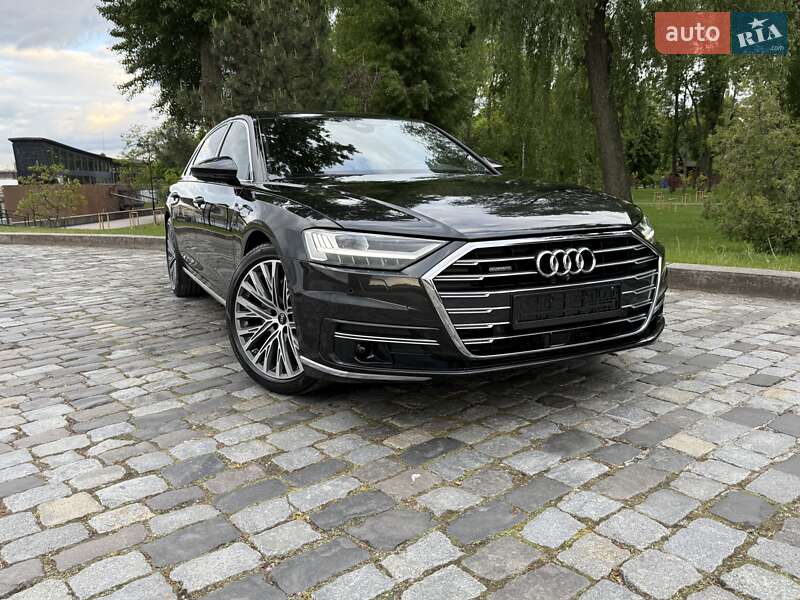 Седан Audi A8 2021 в Киеве