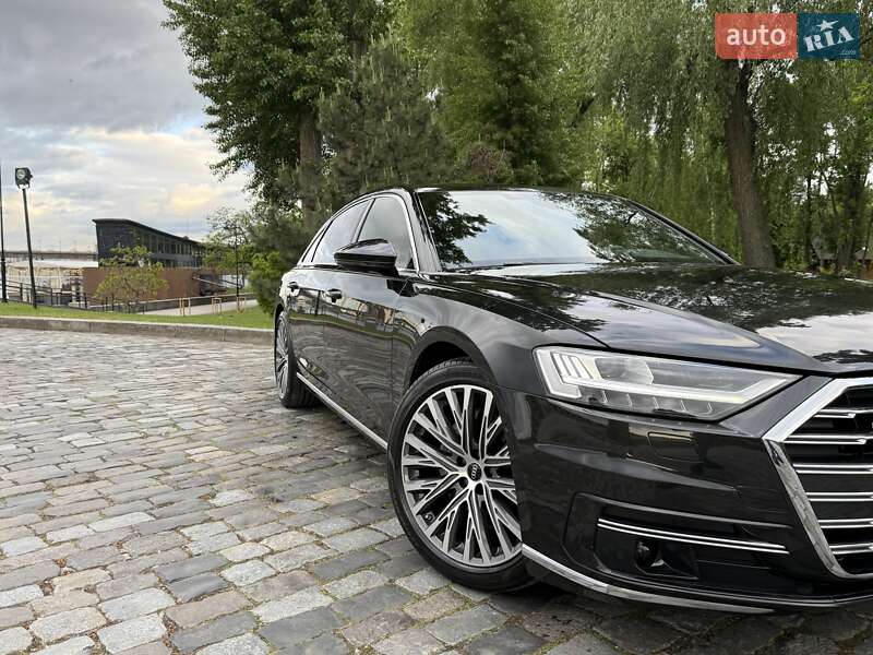 Седан Audi A8 2021 в Киеве