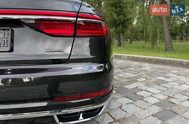 Седан Audi A8 2021 в 