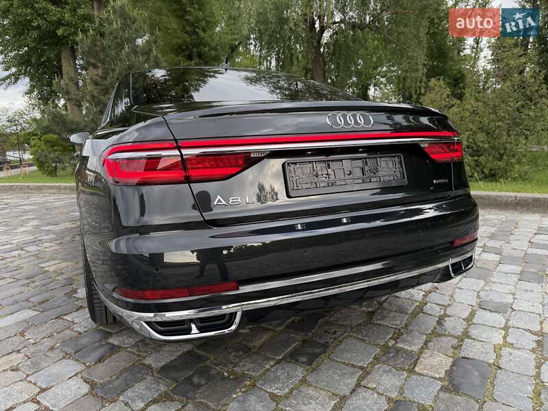 Седан Audi A8 2021 в Киеве