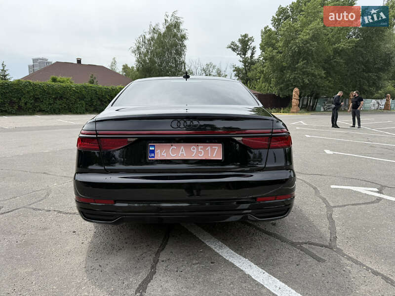 Седан Audi A8 2019 в Дніпрі