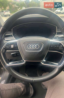 Седан Audi A8 2019 в 