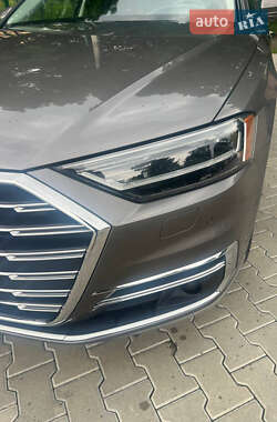 Седан Audi A8 2019 в 