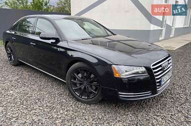 Седан Audi A8 2012 в 