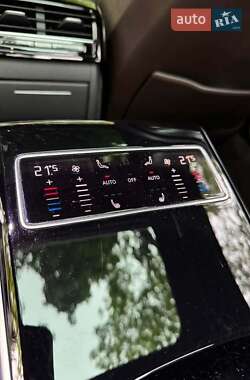 Седан Audi A8 2019 в 