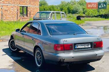 Седан Audi A8 1998 в 