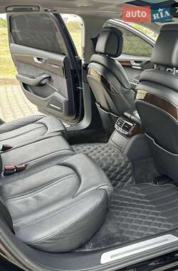Седан Audi A8 2015 в 