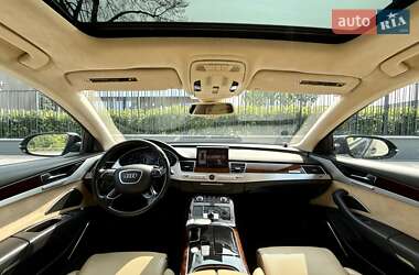 Седан Audi A8 2013 в 