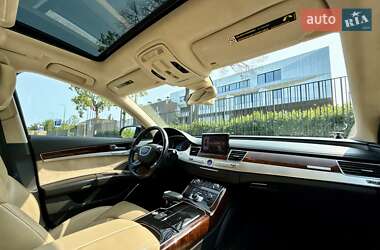 Седан Audi A8 2013 в 