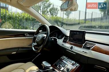 Седан Audi A8 2013 в 