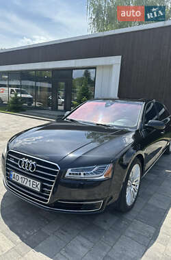 Седан Audi A8 2015 в Тячеве