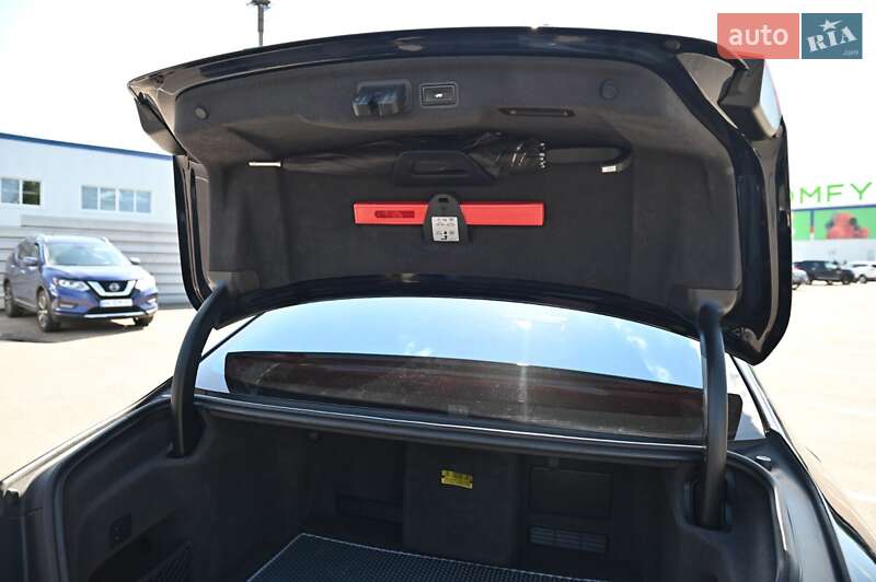 Седан Audi A8 2010 в Рівному