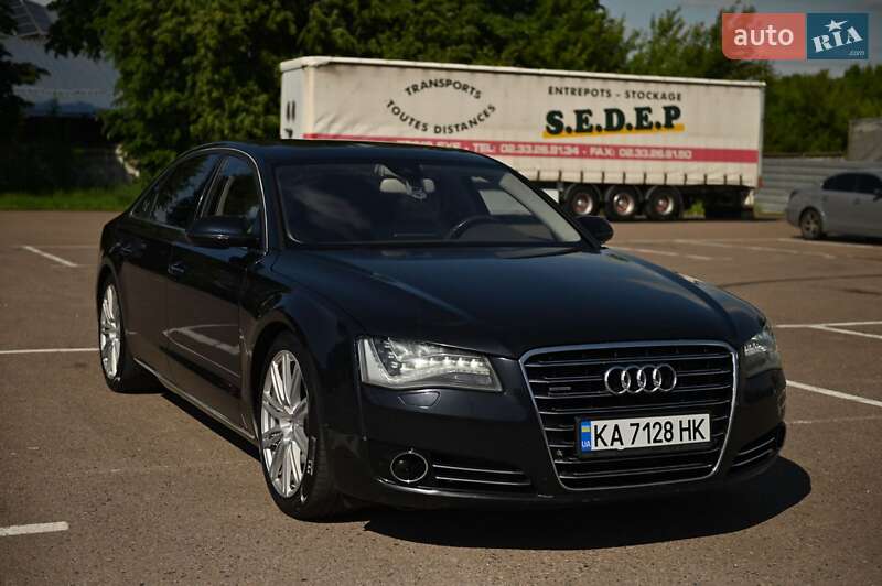 Седан Audi A8 2010 в Рівному
