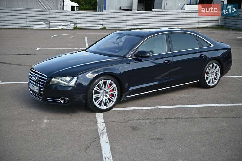 Седан Audi A8 2010 в Рівному