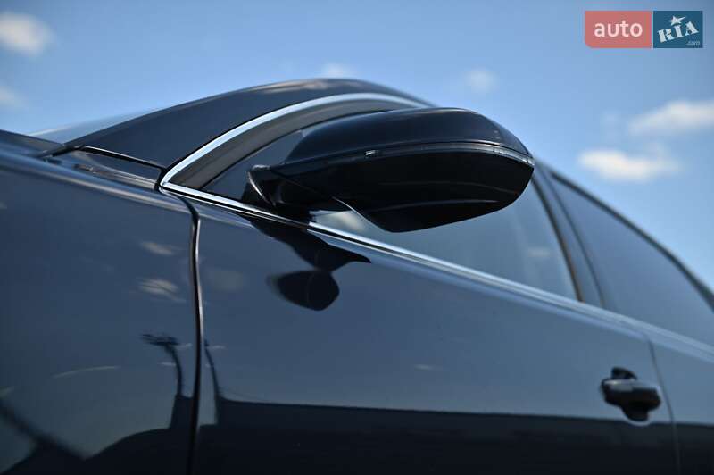 Седан Audi A8 2010 в Рівному