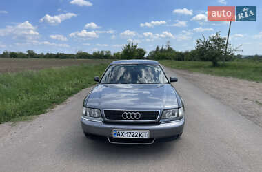 Седан Audi A8 1998 в 