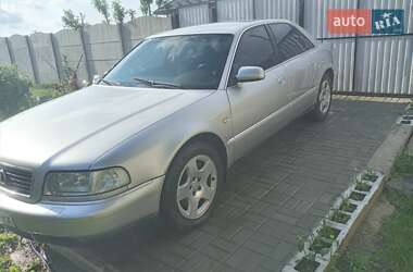 Седан Audi A8 2000 в 