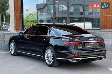 Седан Audi A8 2021 в 