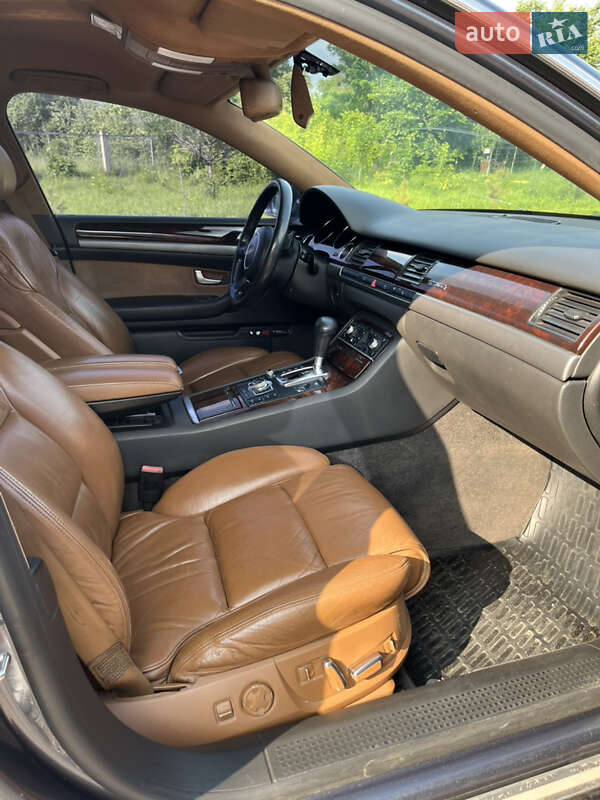 Седан Audi A8 2003 в Боярке