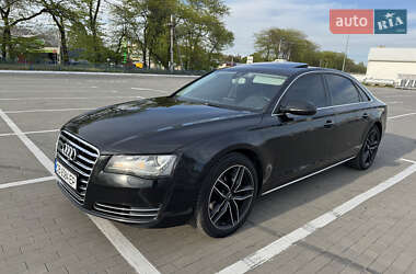 Седан Audi A8 2012 в Черноморске