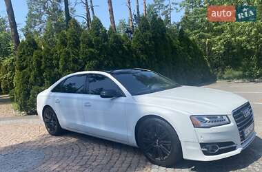 Седан Audi A8 2015 в Киеве