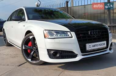 Седан Audi A8 2017 в 