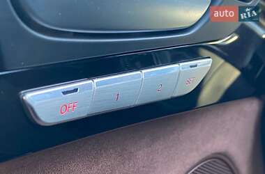Седан Audi A8 2017 в 