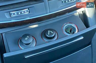 Седан Audi A8 2017 в 