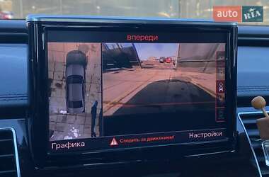 Седан Audi A8 2017 в 