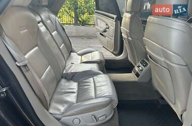 Седан Audi A8 2009 в 