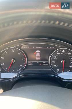 Седан Audi A8 2015 в 