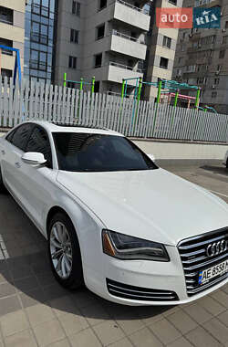 Седан Audi A8 2012 в 