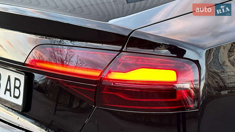Седан Audi A8 2013 в Запорожье