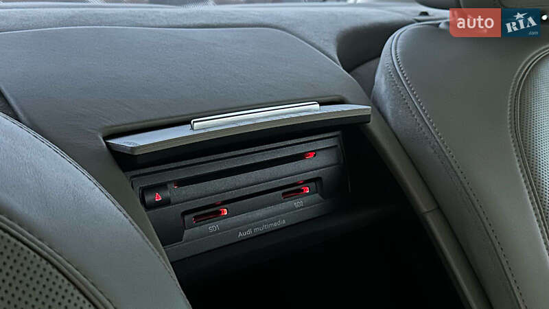 Седан Audi A8 2013 в Запорожье