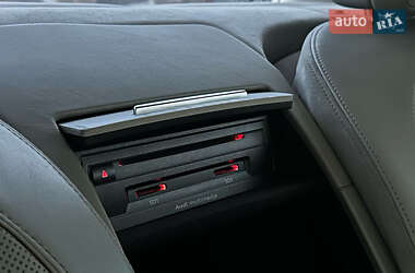 Седан Audi A8 2013 в 