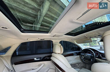 Седан Audi A8 2013 в 