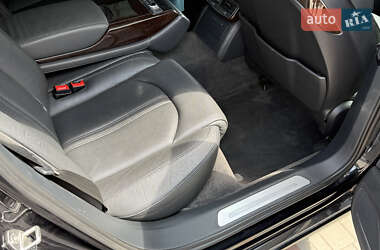 Седан Audi A8 2013 в 