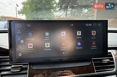 Седан Audi A8 2013 в 