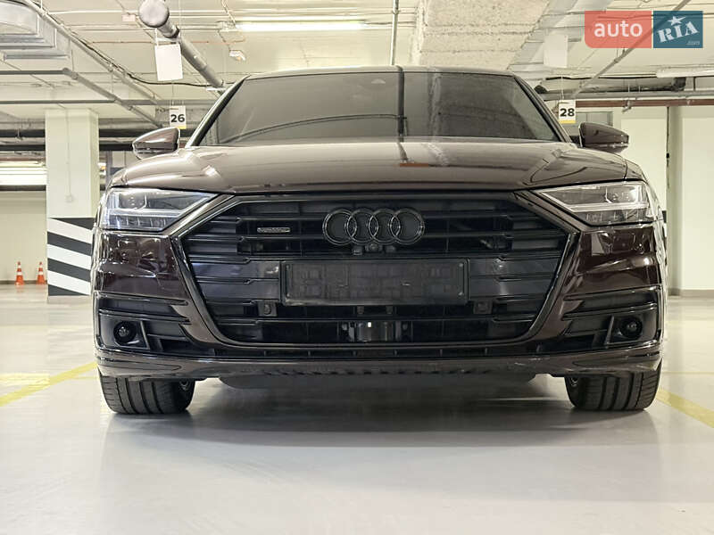 Седан Audi A8 2018 в Києві
