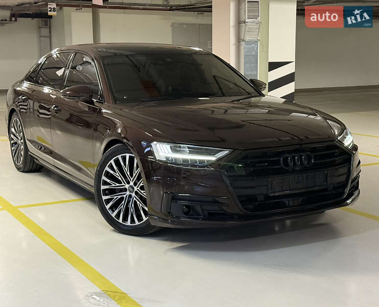 Седан Audi A8 2018 в Києві