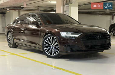 Седан Audi A8 2018 в 