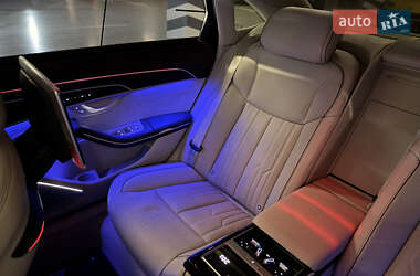 Седан Audi A8 2018 в 