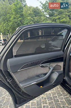 Седан Audi A8 2020 в 