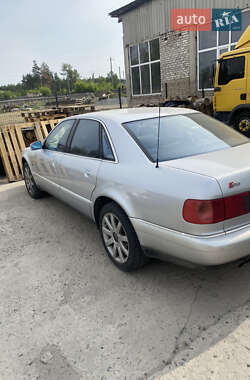 Седан Audi A8 1997 в 