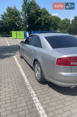 Седан Audi A8 2003 в 