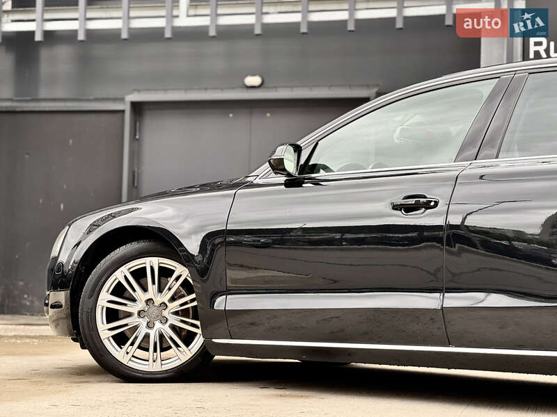 Седан Audi A8 2013 в Киеве