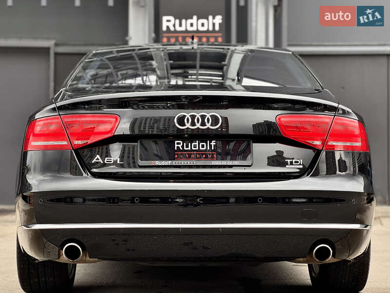 Седан Audi A8 2013 в Киеве